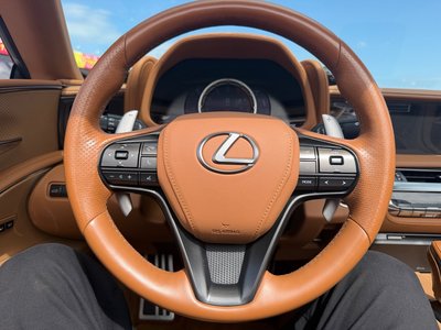2025 Lexus LC CONVERTIBLE thumbnail 32