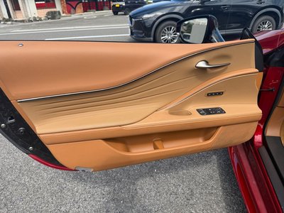 2025 Lexus LC CONVERTIBLE thumbnail 41