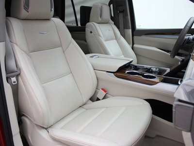 2025 Cadillac ESCALADE 照片 6