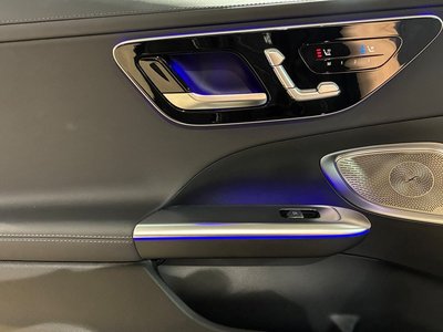 2025 Mercedes-BENZ C-CLASS photo 12