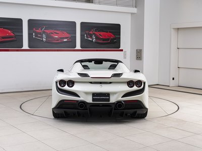 صورة 7 لـ 2021 Ferrari F8 SPIDER