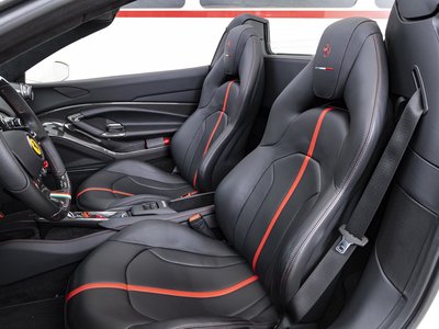 صورة 15 لـ 2021 Ferrari F8 SPIDER