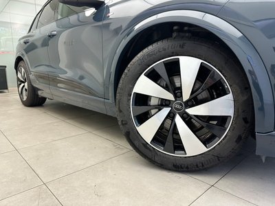 صورة 10 لـ 2025 AUDI Q6 E-TRON