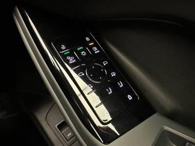 صورة 45 لـ 2025 AUDI Q6 E-TRON