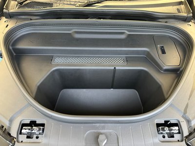 صورة 34 لـ 2025 AUDI Q6 E-TRON