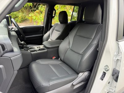 صورة 15 لـ 2025 Toyota LAND CRUISER 250