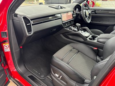صورة مصغرة 40 لـ 2020 Porsche CAYENNE