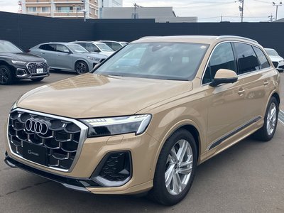 2025 AUDI Q7 photo 2