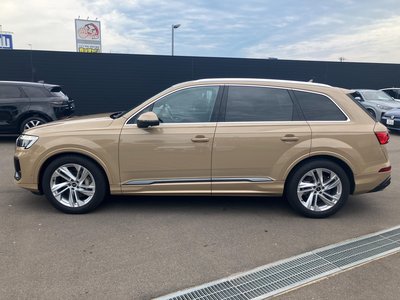 2025 AUDI Q7 photo 9