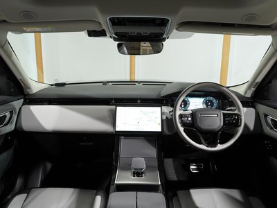 2025 LAND Rover RANGE ROVER VELAR photo 2