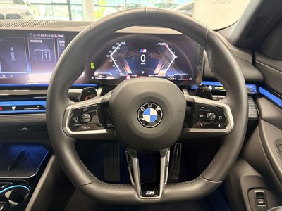 2025 BMW 5 SERIES TOURING — миниатюра 35