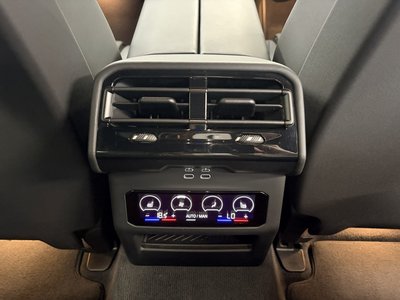 2025 BMW 5 SERIES TOURING — миниатюра 28