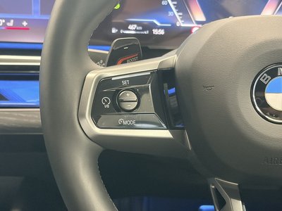 2025 BMW 5 SERIES TOURING — миниатюра 36