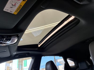 2023 Lexus RX thumbnail 38