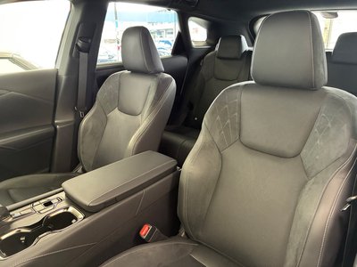 2023 Lexus RX thumbnail 17