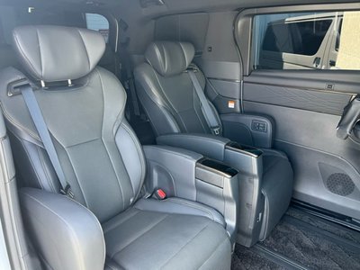 صورة 18 لـ 2023 Toyota ALPHARD