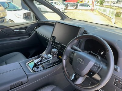 صورة 12 لـ 2023 Toyota ALPHARD