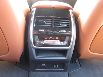 صورة مصغرة 34 لـ 2026 BMW X7