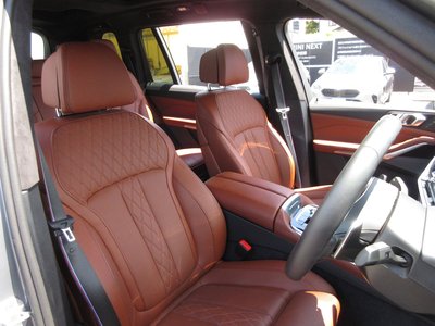 صورة مصغرة 38 لـ 2026 BMW X7