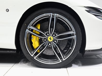 2024 Ferrari ROMA SPIDER photo 19