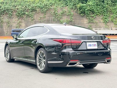 صورة مصغرة 5 لـ 2023 Lexus LS