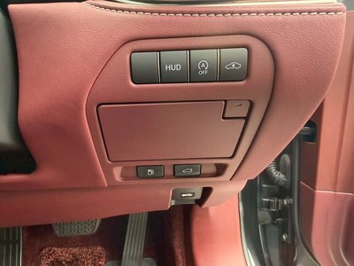 صورة مصغرة 28 لـ 2023 Lexus LS