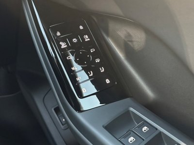 2025 AUDI Q6 E-TRON — фото 32