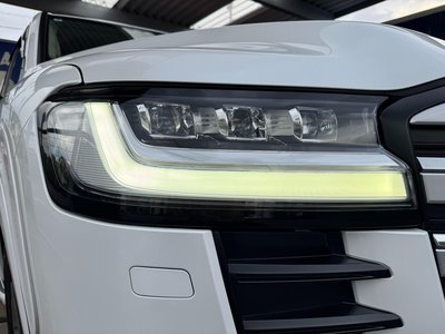 2023 Toyota LAND CRUISER 300 thumbnail 64