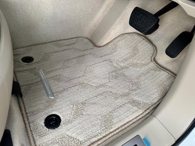 2023 Toyota LAND CRUISER 300 thumbnail 22