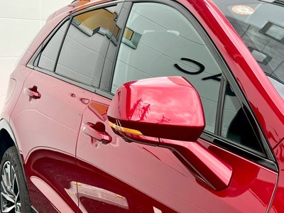 صورة 16 لـ 2025 Cadillac XT4
