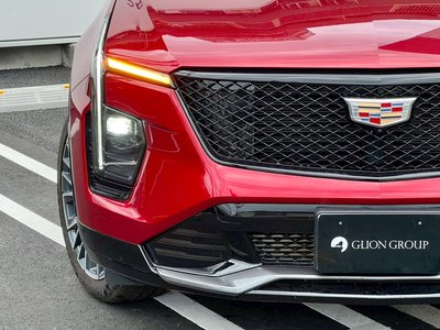 صورة 14 لـ 2025 Cadillac XT4
