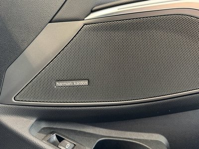 2019 BMW 3 SERIES — фото 7