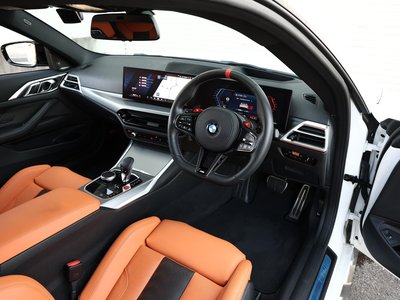 2025 BMW M4 COUPE 照片 3