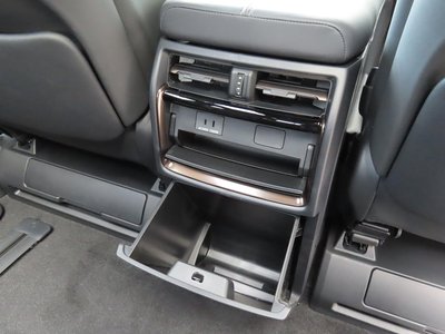 2025 Toyota ALPHARD — фото 47
