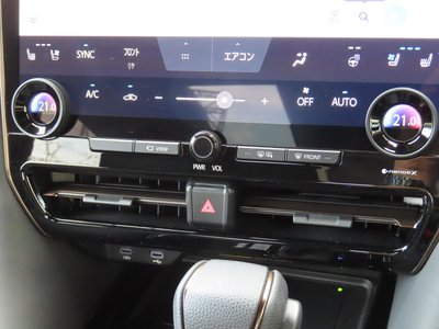 2025 Toyota ALPHARD — фото 16