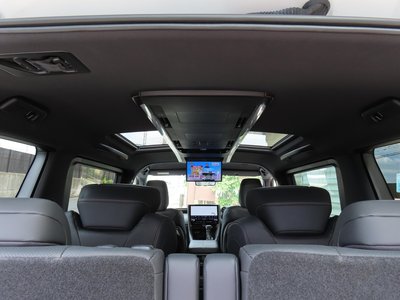 2025 Toyota ALPHARD — фото 57