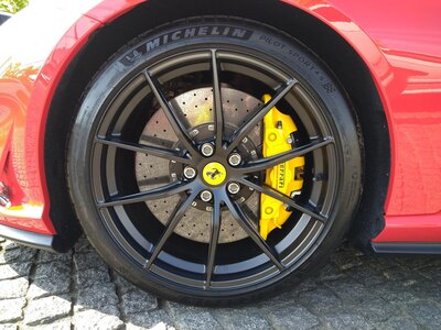 2021 Ferrari 812 GTS 照片 12