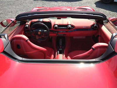2021 Ferrari 812 GTS 照片 16