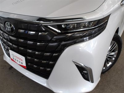 2023 Toyota ALPHARD — фото 17