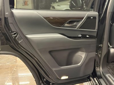 2025 Lexus LX thumbnail 52