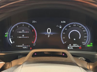 2025 Lexus LX thumbnail 32