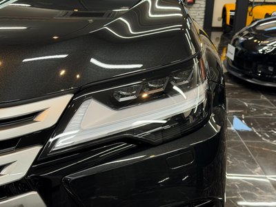 2025 Lexus LX photo 9