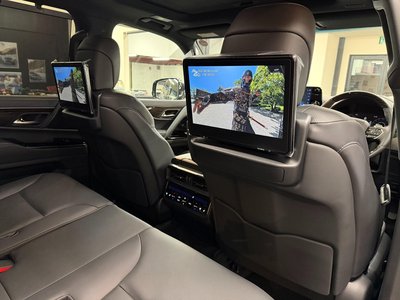 2025 Lexus LX thumbnail 57