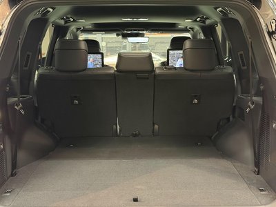 2025 Lexus LX thumbnail 61