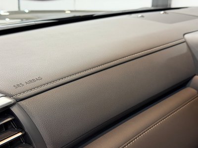 2025 Lexus LX thumbnail 50
