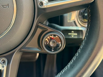 2017 Porsche 911 thumbnail 26