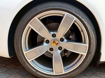 2017 Porsche 911 thumbnail 64