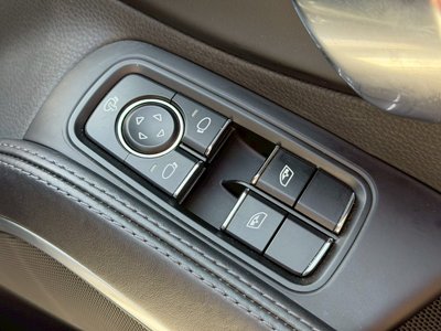 2017 Porsche 911 thumbnail 38