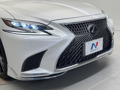 2017 Lexus LS thumbnail 27
