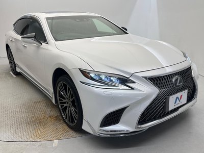 2017 Lexus LS thumbnail 17
